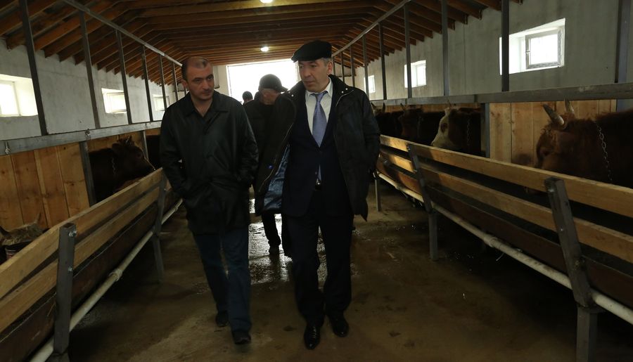Глава Правительства инспектировал социальные объекты